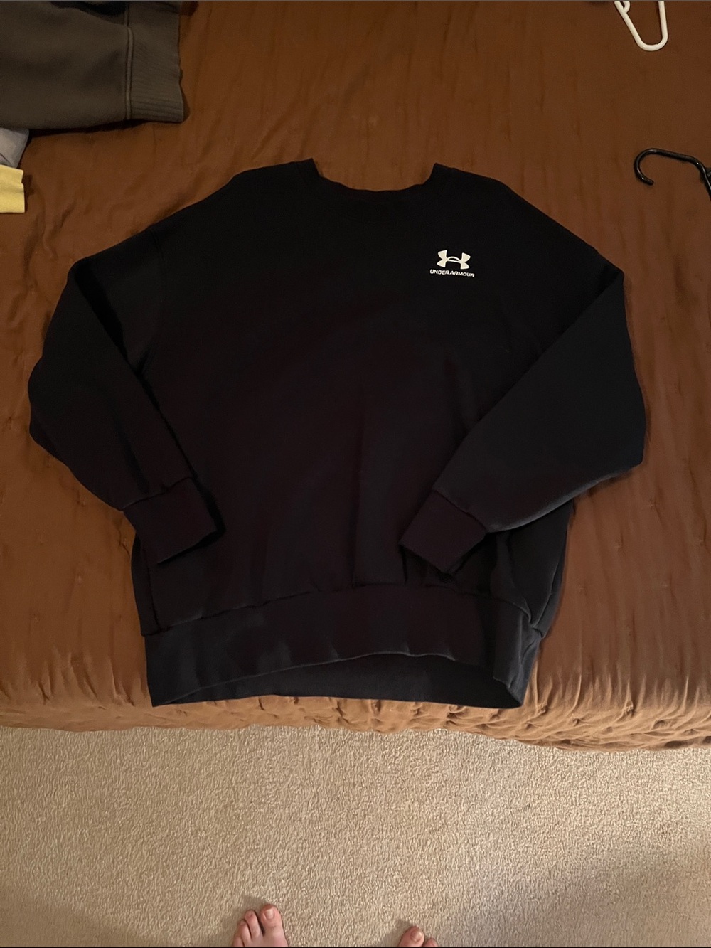 Under Armour Men’s Black Crewneck Pullover with Logo